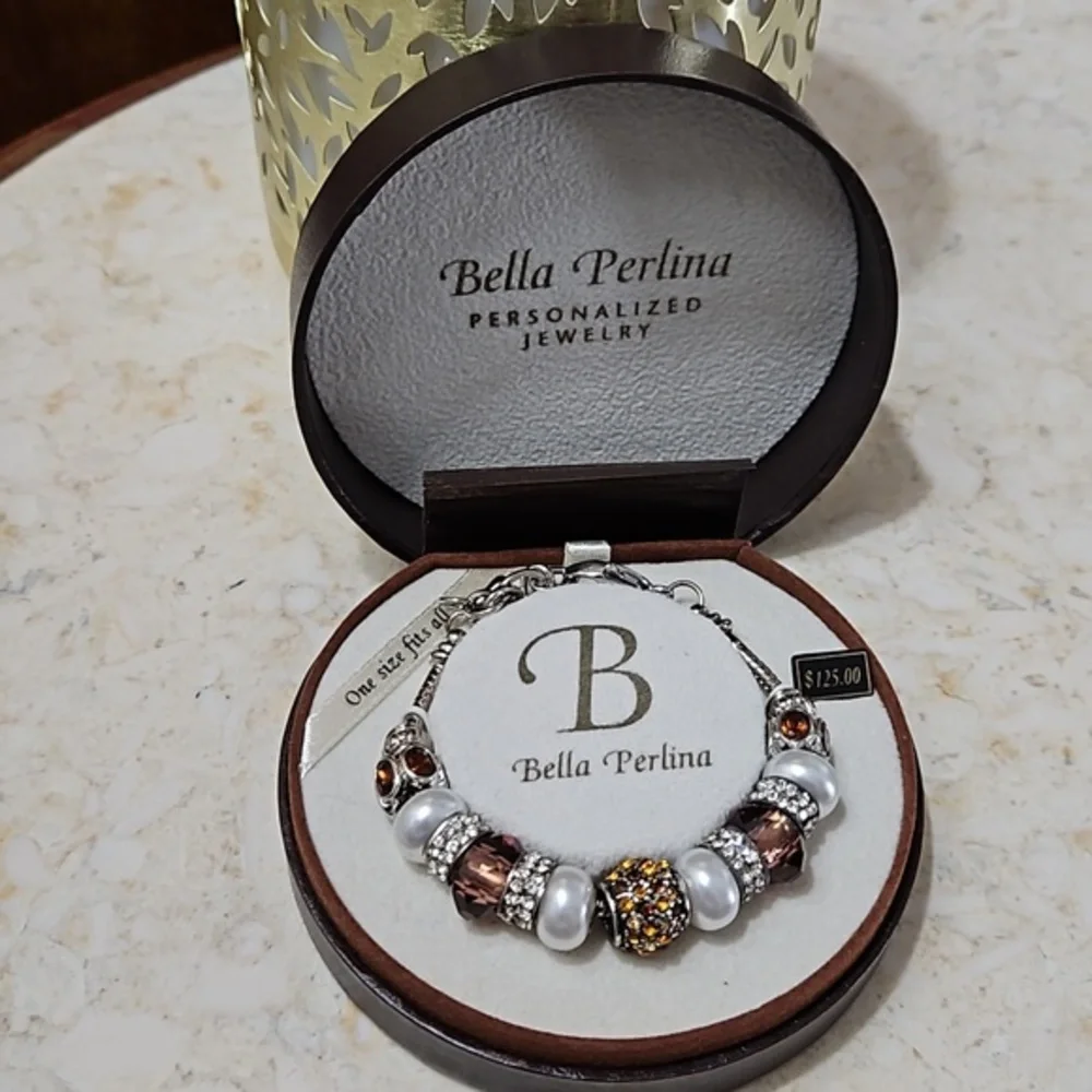 NWT BELLA PERLINA BROWN GOLD WHITE PEARL SILVER‎ CHARM BRACELET